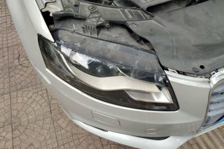 Used Audi A4L 2009 2.0 TFSI Comfort Model Right Front Headlight