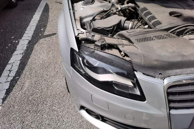 Used Audi A4L 2009 2.0 TFSI Standard Model Right Front Headlight