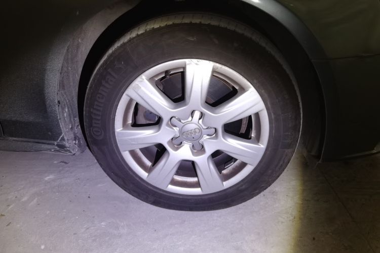 Used Audi A4L 2009 2.0 TFSI Comfort Model Right Front Wheel Hub