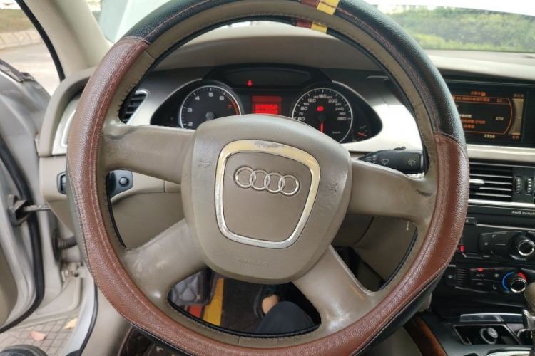 Used Audi A4L 2009 2.0 TFSI Comfort Model Steering Wheel