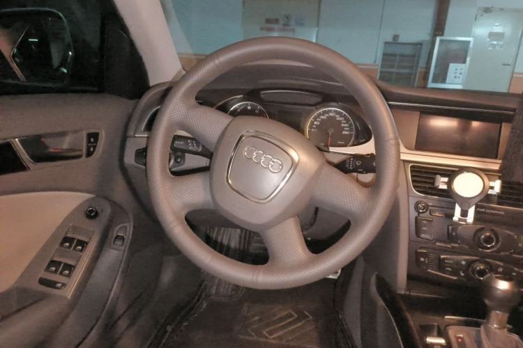 Used Audi A4L 2009 2.0 TFSI Standard Model Steering Wheel
