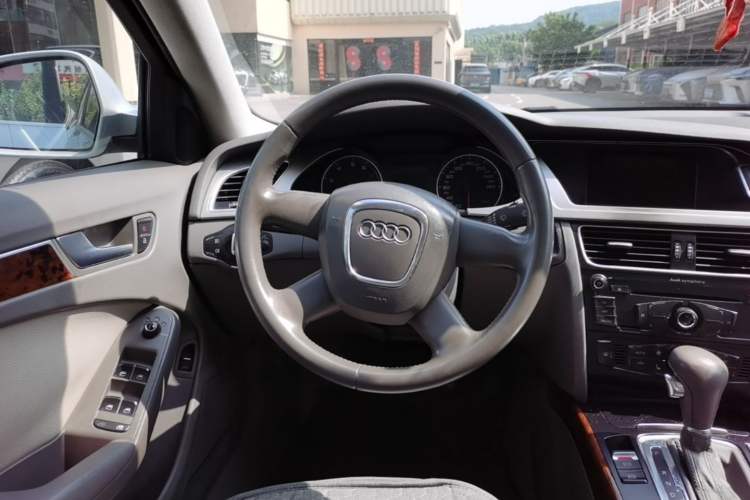 Used Audi A4L 2009 2.0 TFSI Standard Model Steering Wheel