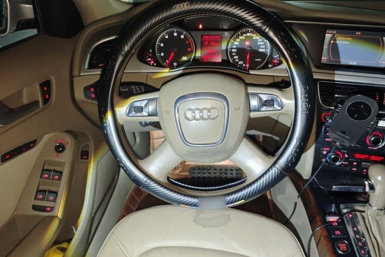 Used Audi A4L 2009 2.0 TFSI Technology Edition Steering Wheel