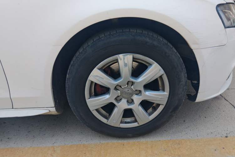 Used Audi A4L 2009 2.0 TFSI Comfort Model Right Front Wheel Hub