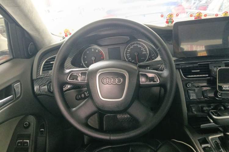 Used Audi A4L 2009 2.0 TFSI Comfort Model Steering Wheel