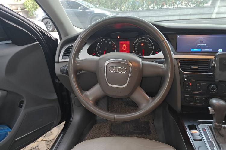 Used Audi A4L 2010 2.0 TFSI Comfort Edition Steering Wheel