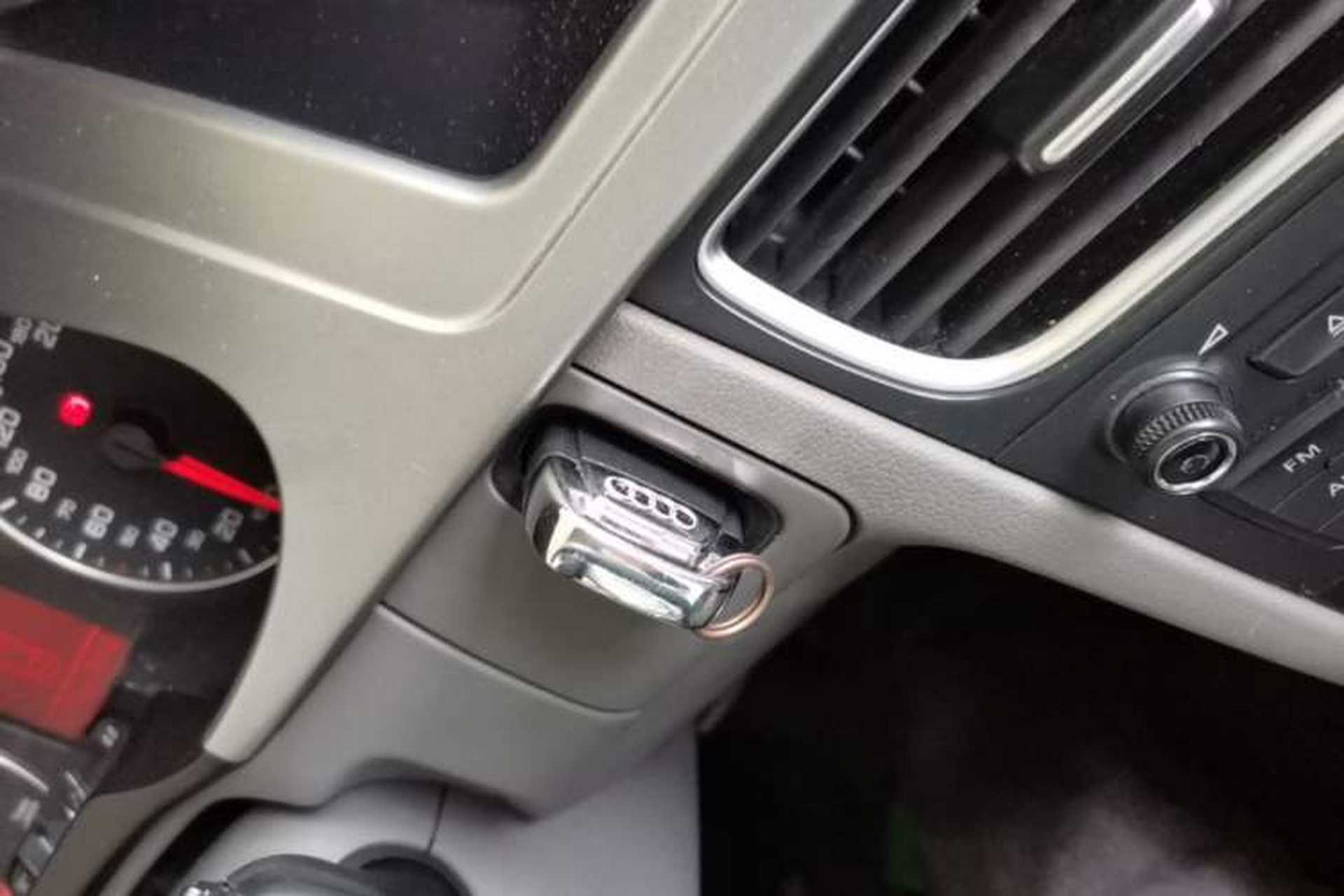 Used Audi A4L 2010 2.0 TFSI Comfort Edition Vehicle Key