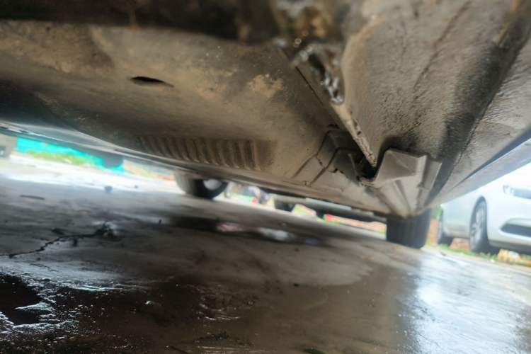 Used Audi A4L 2010 1.8 TFSI Comfort Model Chassis Front Left