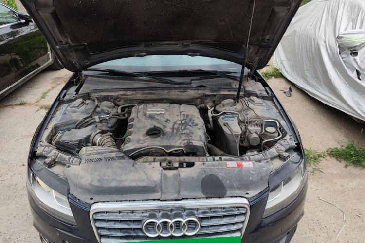 Used Audi A4L 2010 2.0 TFSI Standard Edition Engine Bay