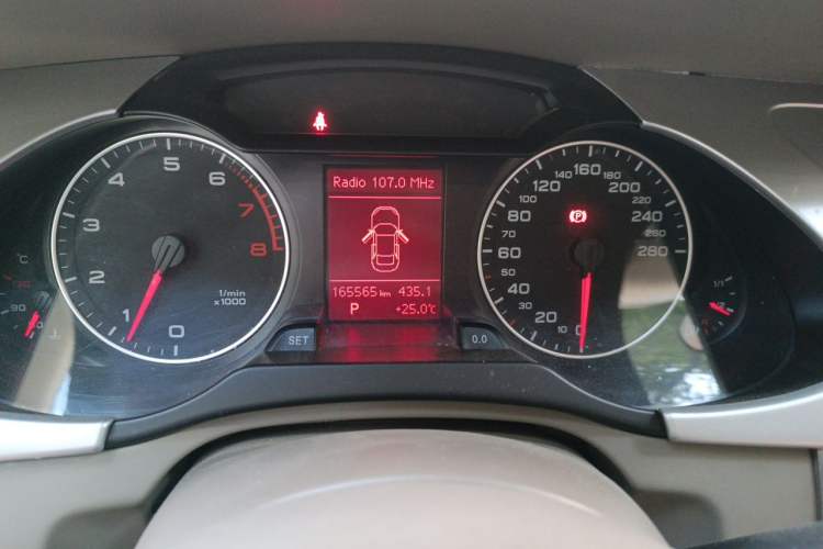 Used Audi A4L 2010 1.8 TFSI Comfort Model Instrument Cluster