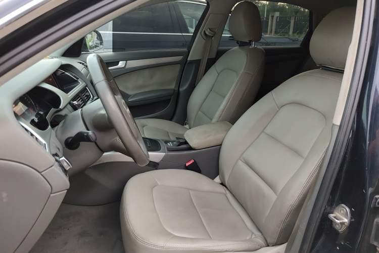 Used Audi A4L 2010 2.0 TFSI Standard Edition Left Front Seat