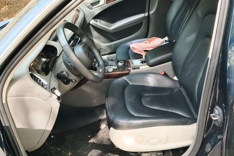 Used Audi A4L 2010 2.0 TFSI Technology Edition Left Front Seat