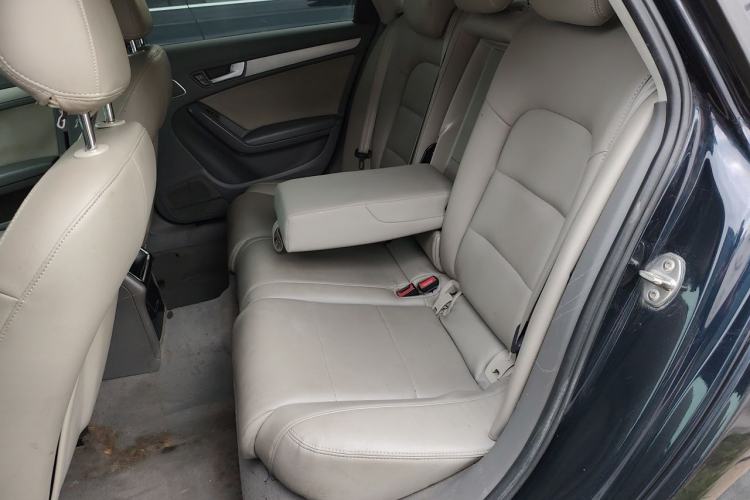 Used Audi A4L 2010 2.0 TFSI Standard Edition Left Rear Seat
