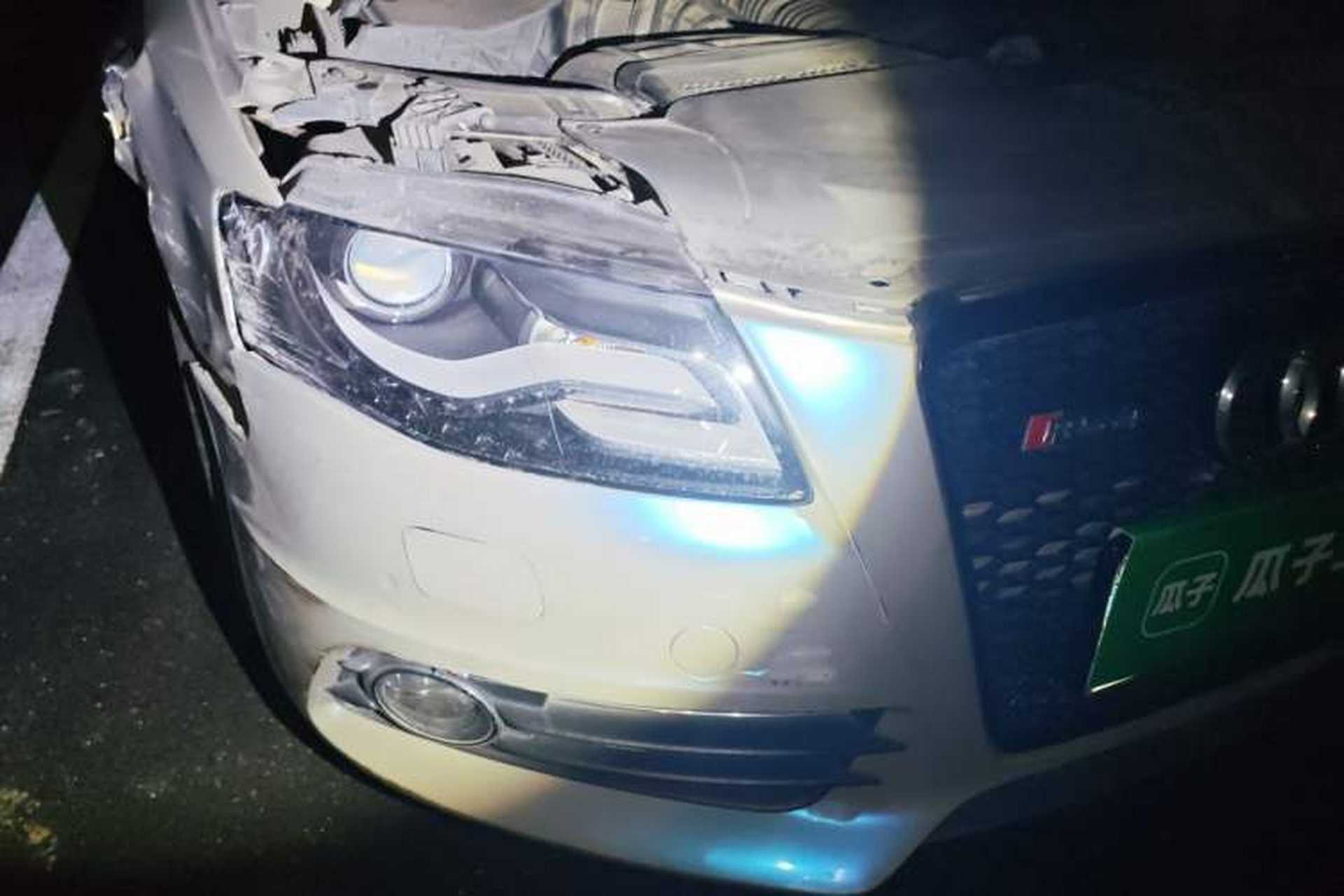 Used Audi A4L 2010 2.0 TFSI Sport Edition Right Front Headlight