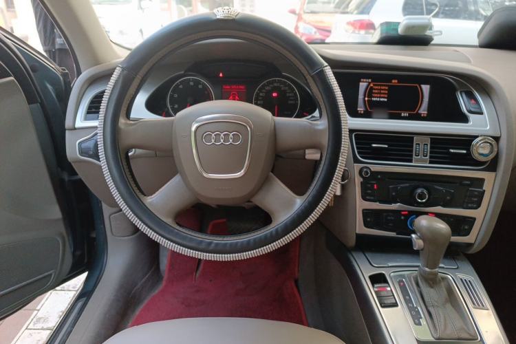 Used Audi A4L 2010 1.8 TFSI Comfort Model Steering Wheel
