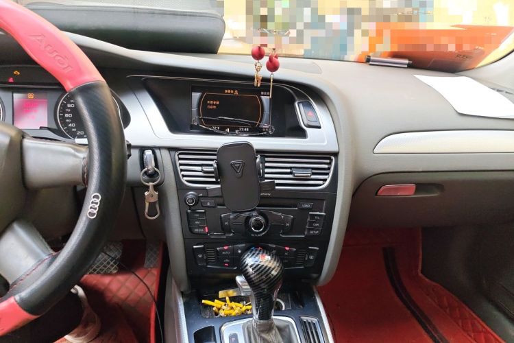 Used Audi A4L 2010 2.0 TFSI Standard Edition Audio And AC Panel