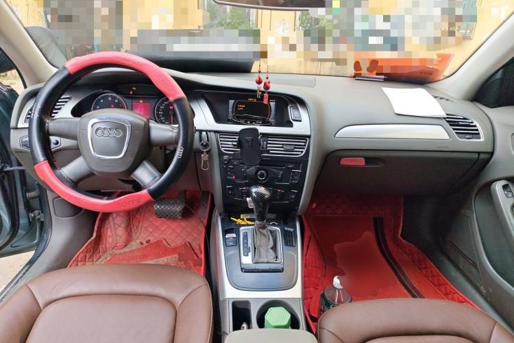 Used Audi A4L 2010 2.0 TFSI Standard Edition Center Console