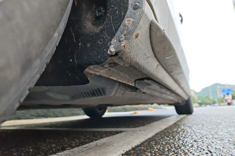Used Audi A4L 2010 2.0 TFSI Comfort Edition Chassis Front Left