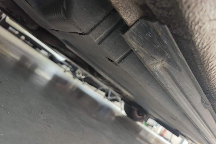 Used Audi A4L 2010 2.0 TFSI Comfort Edition Chassis Front Left