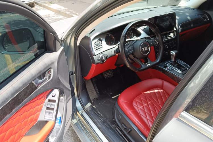 Used Audi A4L 2010 2.0 TFSI Comfort Edition Driver Seat