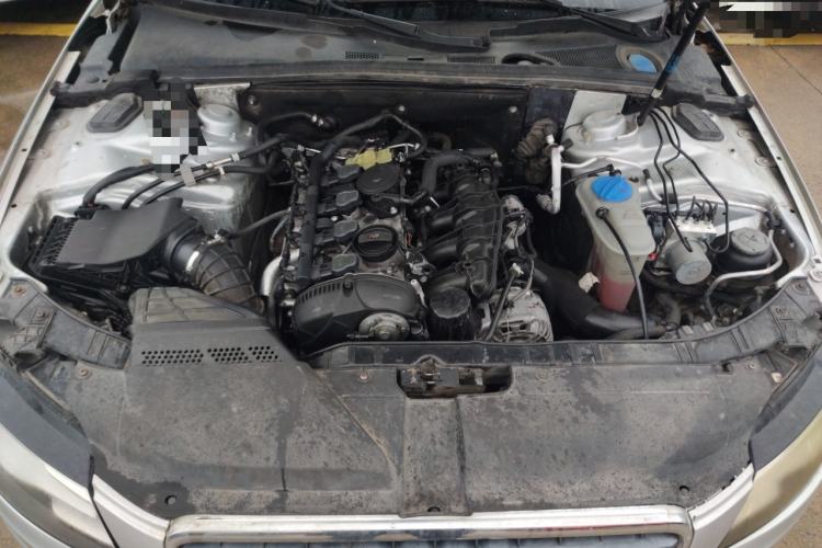 Used Audi A4L 2010 2.0 TFSI Standard Edition Engine Bay
