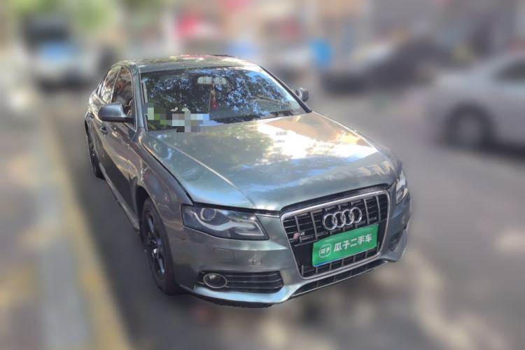 Used Audi A4L 2010 2.0 TFSI Standard Edition Front Right 45 Deg