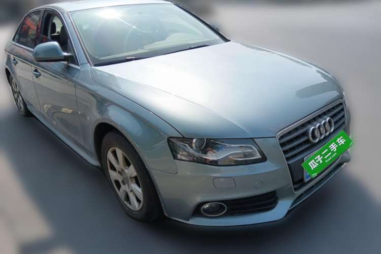 Used Audi A4L 2010 2.0 TFSI Comfort Edition Front Right 45 Deg