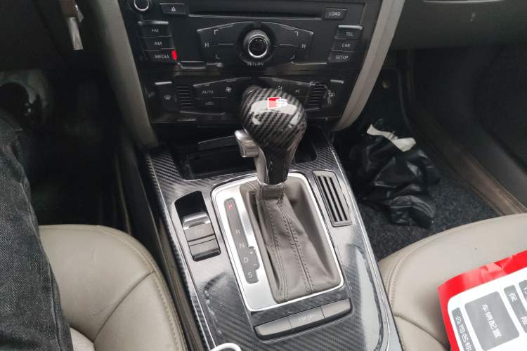 Used Audi A4L 2010 2.0 TFSI Standard Edition Gear Lever