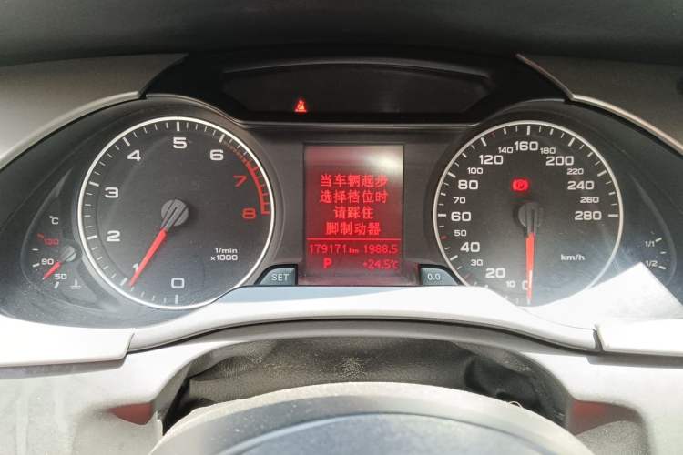 Used Audi A4L 2010 2.0 TFSI Comfort Edition Instrument Cluster