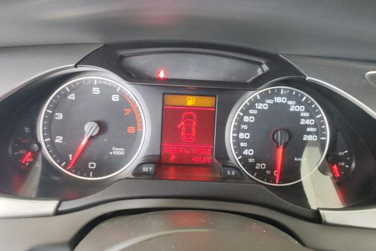 Used Audi A4L 2010 2.0 TFSI Comfort Edition Instrument Cluster