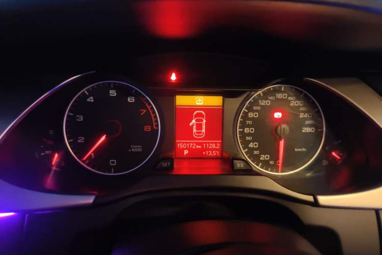 Used Audi A4L 2010 2.0 TFSI Standard Edition Instrument Cluster