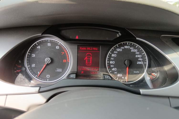 Used Audi A4L 2010 2.0 TFSI Comfort Edition Instrument Cluster