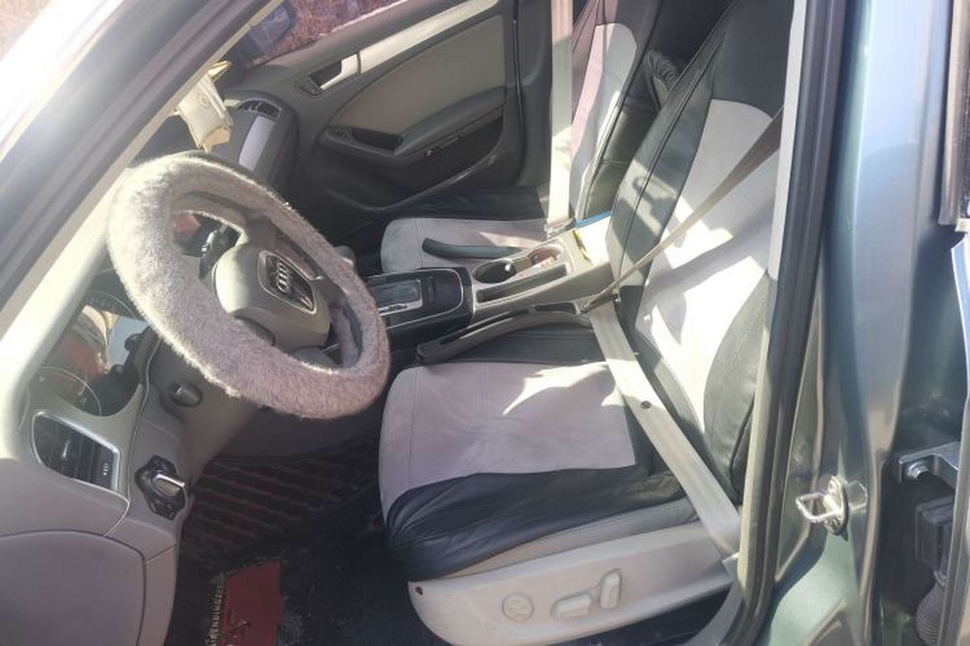 Used Audi A4L 2010 2.0 TFSI Standard Edition Left Front Seat