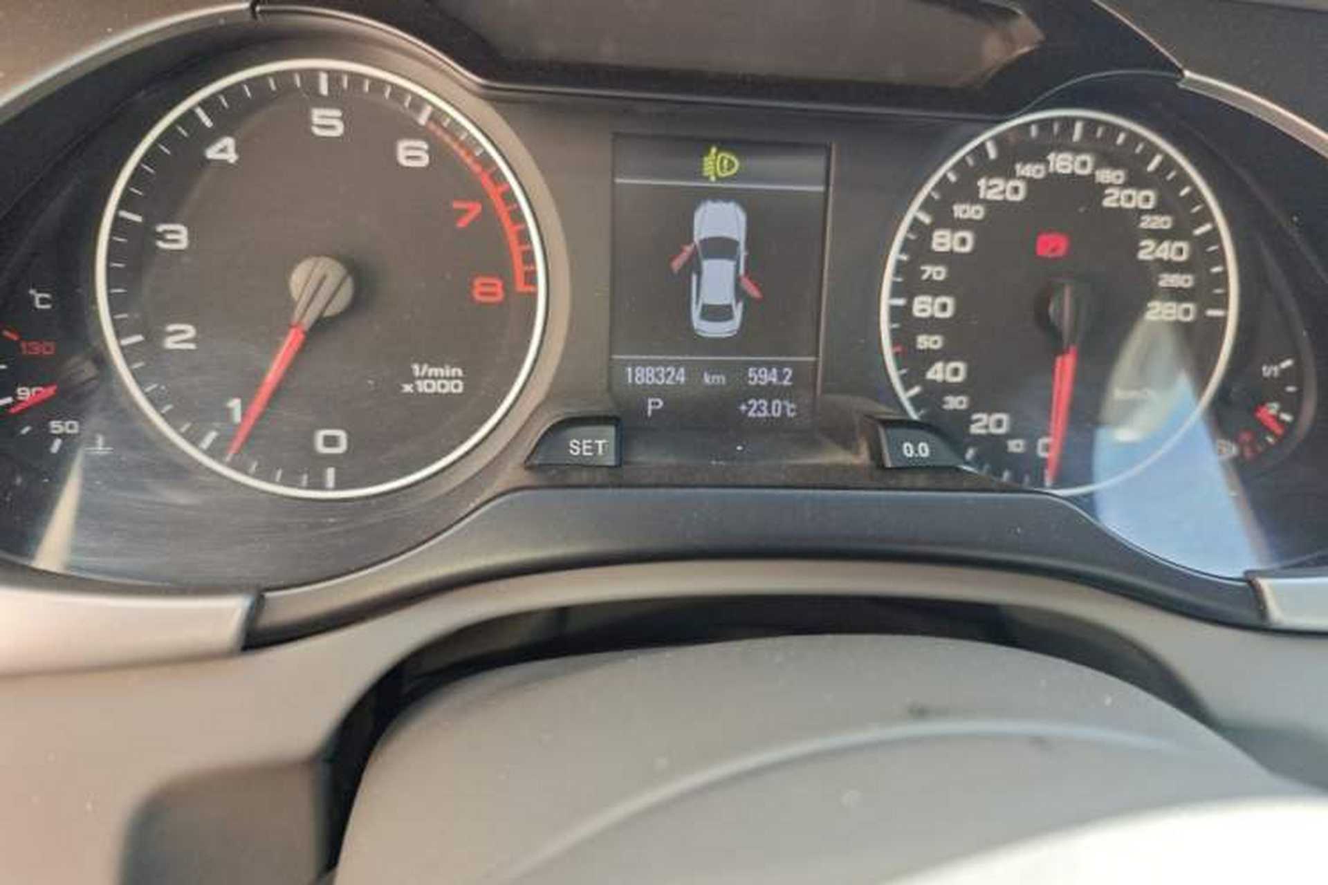 Used Audi A4L 2010 2.0 TFSI Luxury Model Odometer Close Up
