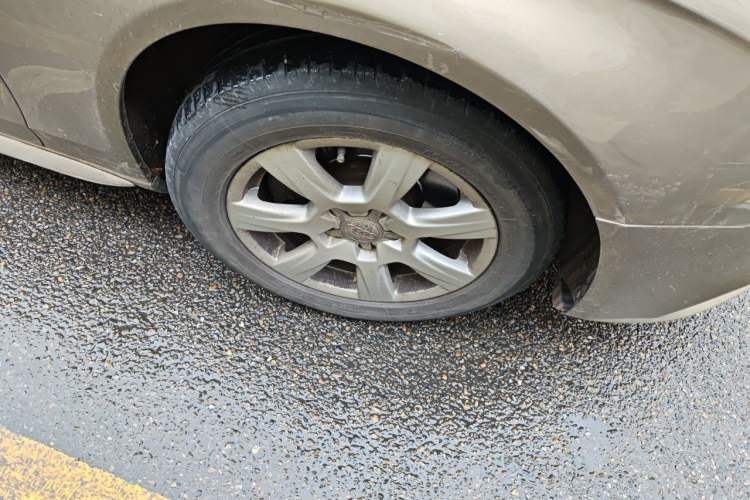 Used Audi A4L 2010 2.0 TFSI Comfort Edition Right Front Wheel Hub