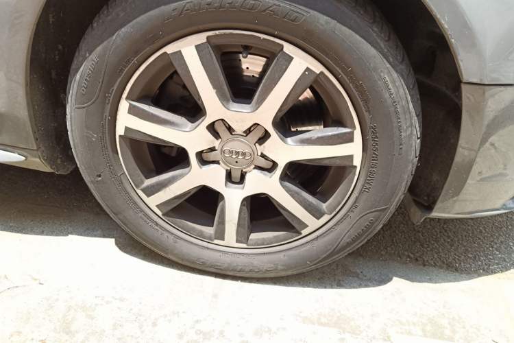 Used Audi A4L 2010 2.0 TFSI Comfort Edition Right Front Wheel Hub