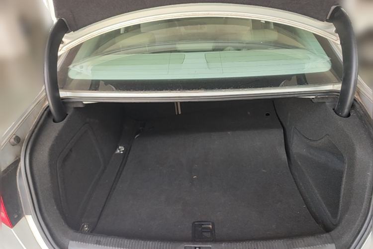 Used Audi A4L 2010 2.0 TFSI Comfort Edition Trunk