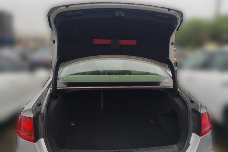 Used Audi A4L 2010 2.0 TFSI Standard Edition Trunk