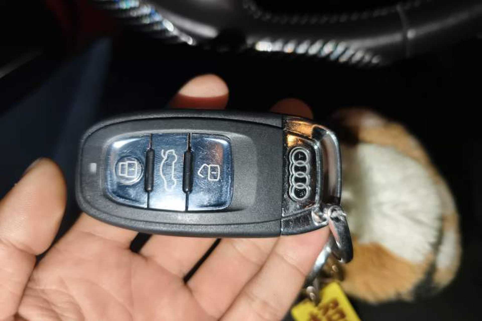 Used Audi A4L 2010 2.0 TFSI Standard Edition Vehicle Key
