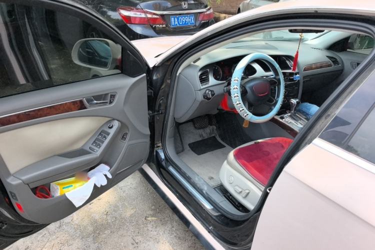 Used Audi A4L 2010 2.0 TFSI Comfort Edition Driver Seat