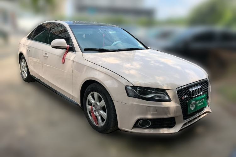 Used Audi A4L 2010 2.0 TFSI Comfort Edition Front Right 45 Deg