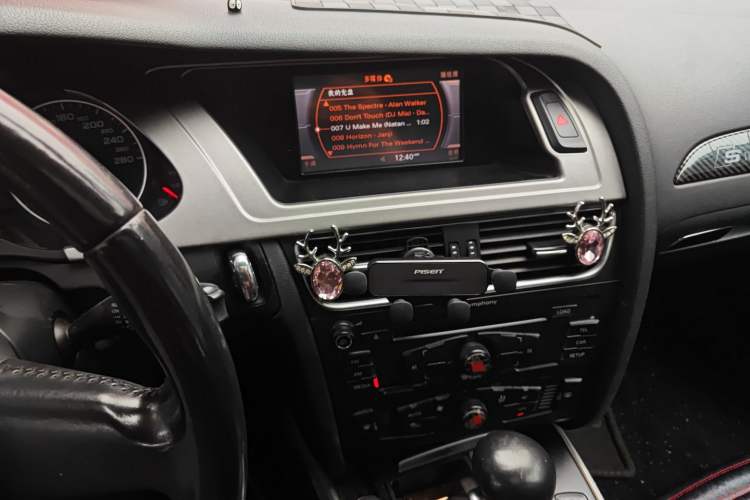 Used Audi A4L 2010 2.0 TFSI Standard Edition Audio And AC Panel