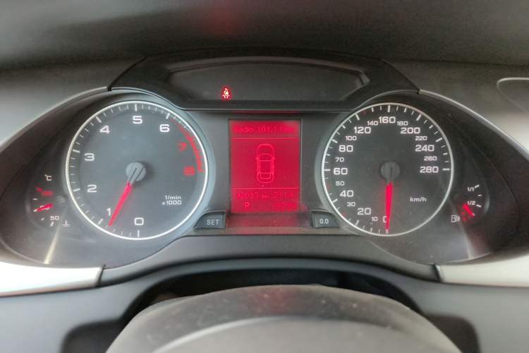 Used Audi A4L 2010 2.0 TFSI Comfort Edition Instrument Cluster
