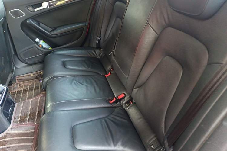 Used Audi A4L 2010 2.0 TFSI Comfort Edition Left Rear Seat