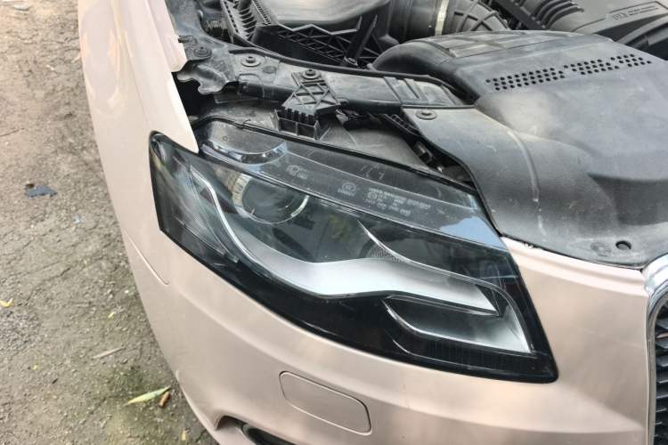 Used Audi A4L 2010 2.0 TFSI Comfort Edition Right Front Headlight