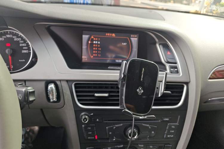 Used Audi A4L 2010 2.0 TFSI Comfort Edition Audio And AC Panel