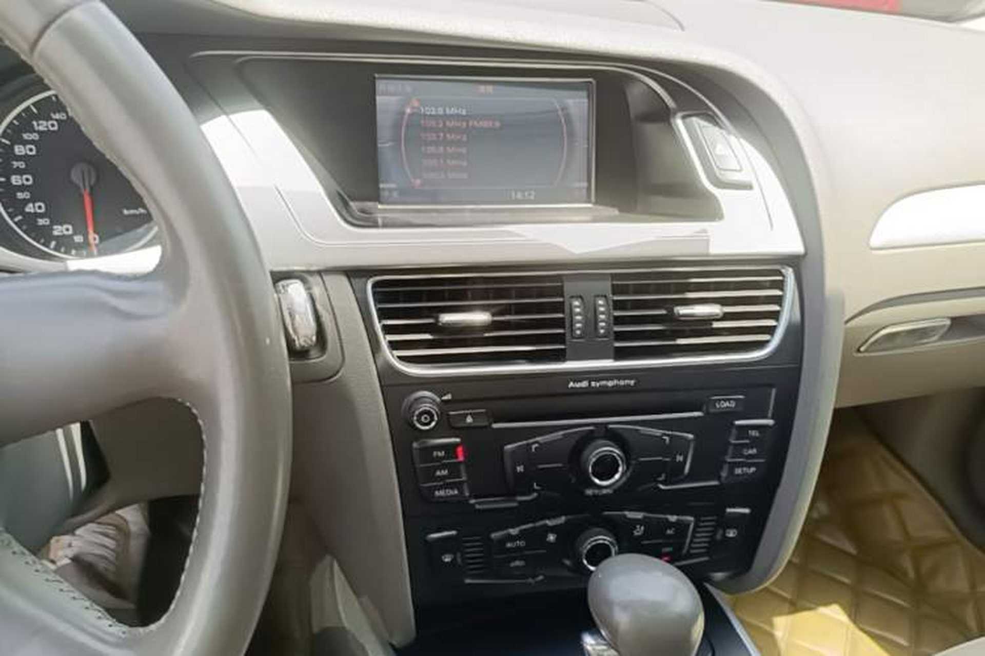 Used Audi A4L 2010 2.0 TFSI Standard Edition Audio And AC Panel