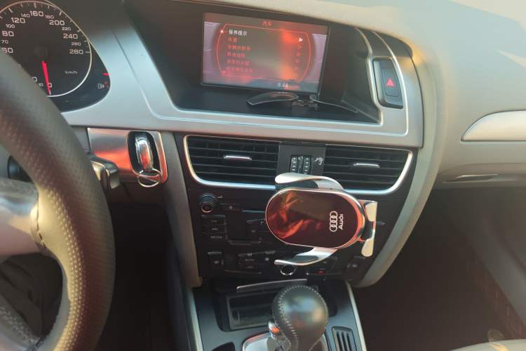 Used Audi A4L 2010 1.8 TFSI Comfort Model Audio And AC Panel