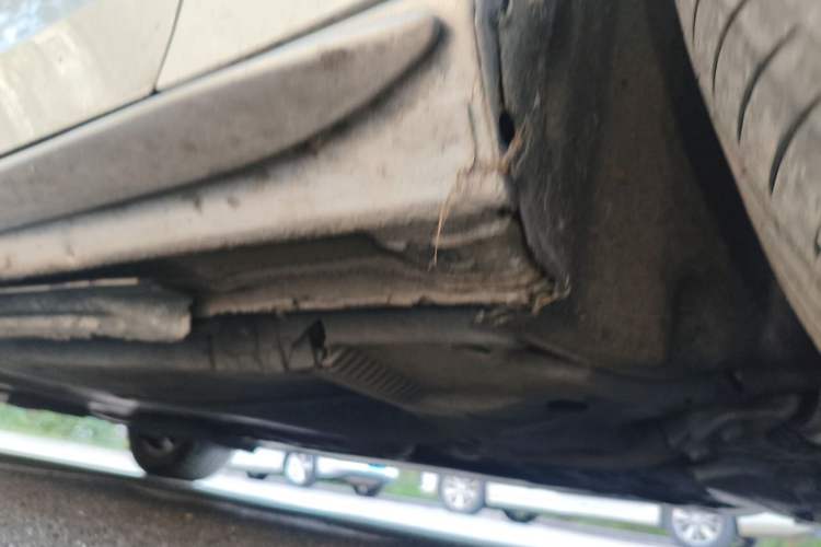 Used Audi A4L 2010 2.0 TFSI Standard Edition Chassis Front Right