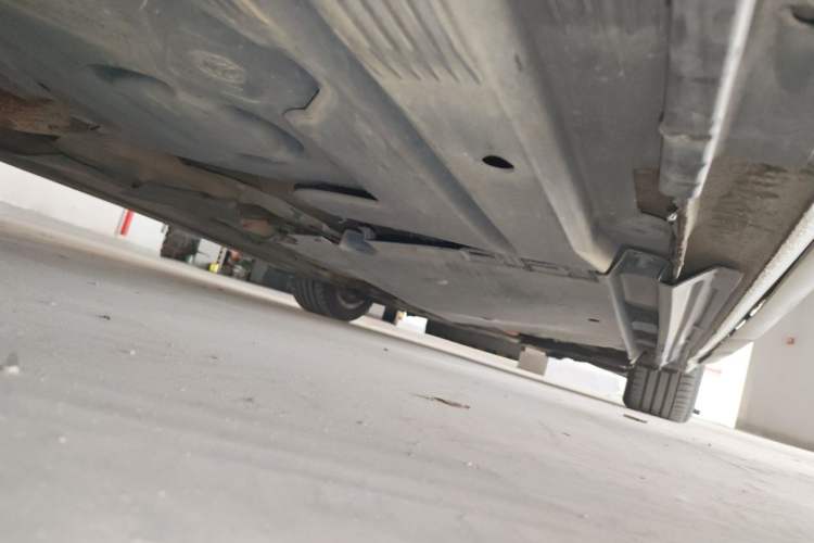 Used Audi A4L 2010 2.0 TFSI Luxury Model Chassis Rear Right